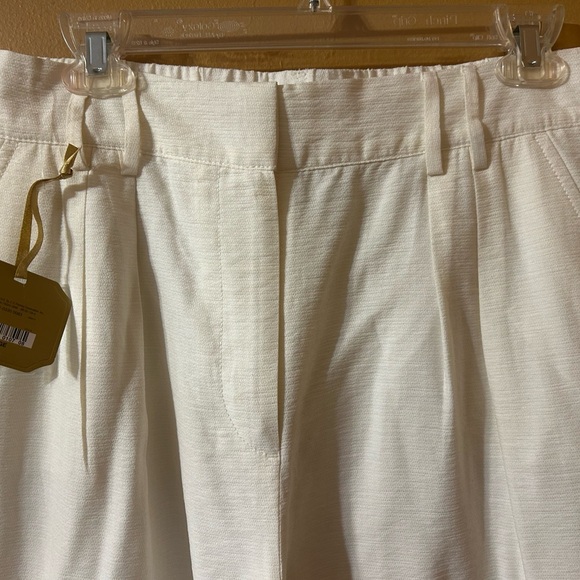 Capri length slacks - Picture 2 of 8